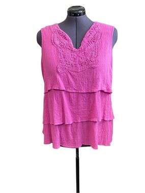 NorthStyle Women's size XL Pink Tiered Sleeveless Tunic with Crochet Yoke